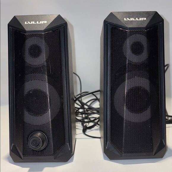 Black Portable Speakers with Stereo Sound - Picture 2 of 7